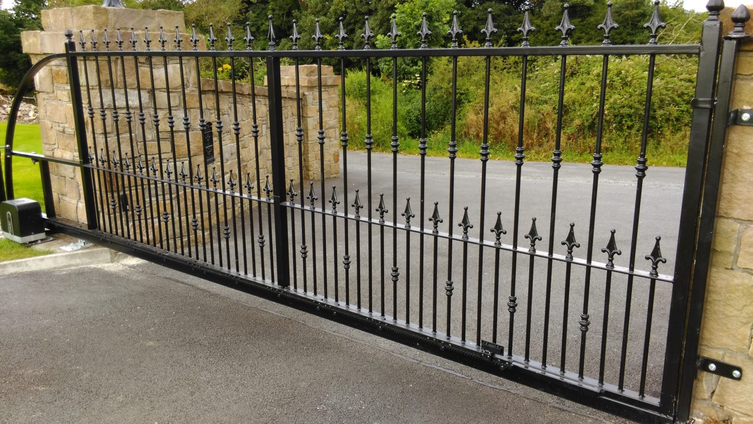 Electric Sliding Cantilever Gate installed in Co. Tipperary - Classic Gates